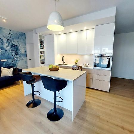 Luxury Modern New Apartment With Garden Close To Wroclaw Self Check-In 24H Siechnice Exterior foto
